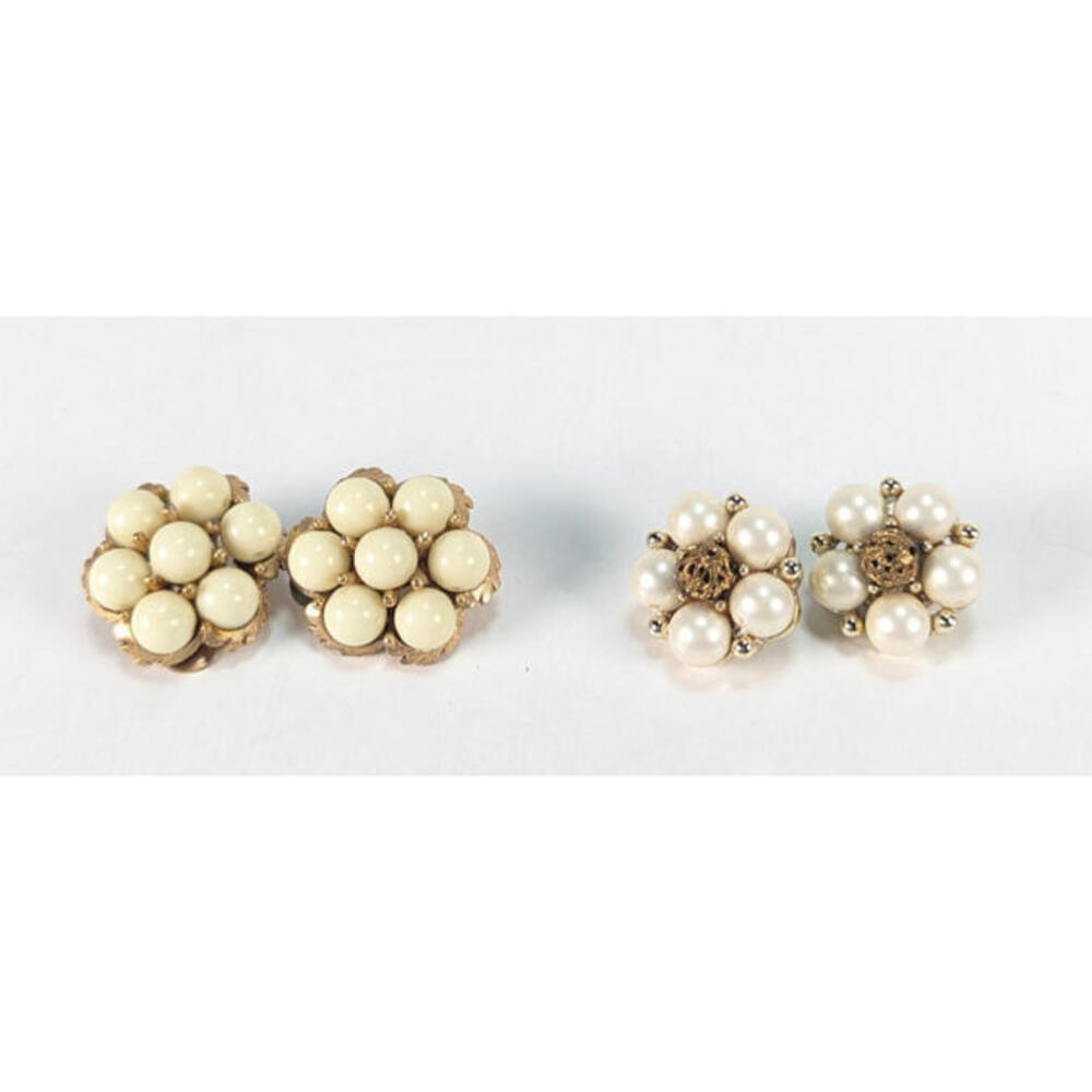 VTG Faux Pearl Floral Earrings (2 Sets) 1-Lisner & 1-Unmarked Gold Tone Costume